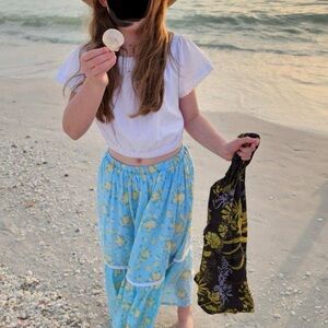 VVGUC Haute Hippie 4-piece Skirt, shirt, purse & hat sz7/8